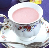 草莓奶茶 Strawberry Milk Tea